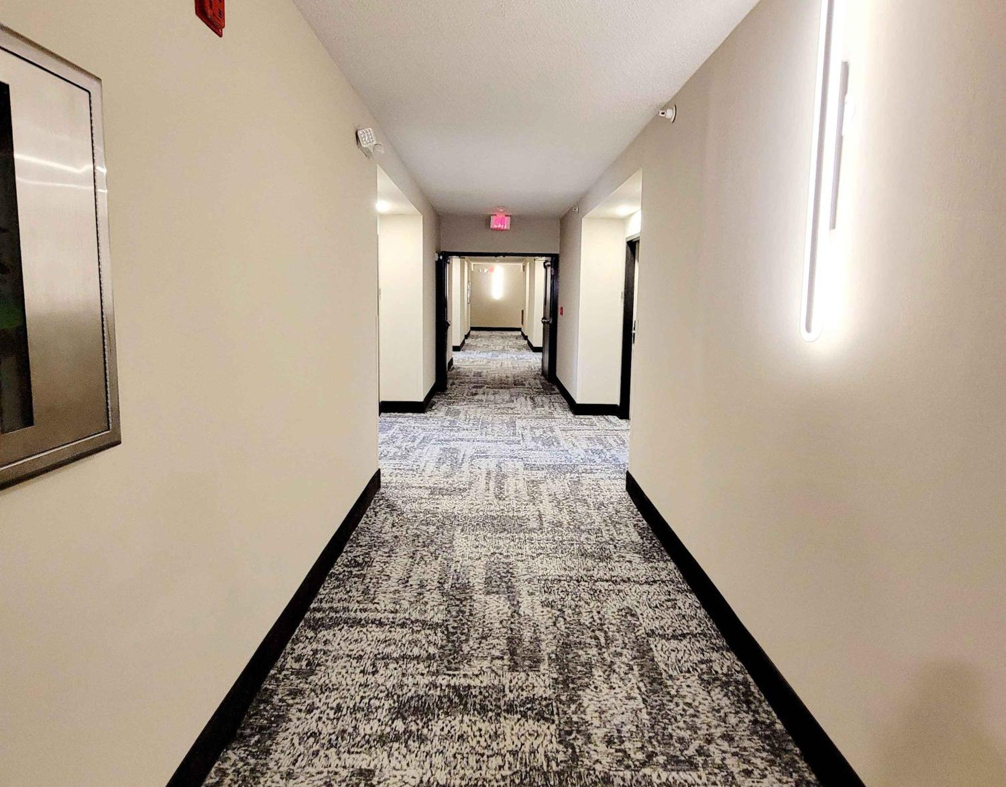 Extended Stay America Suites - Buffalo - Airport Cheektowaga Bagian luar foto