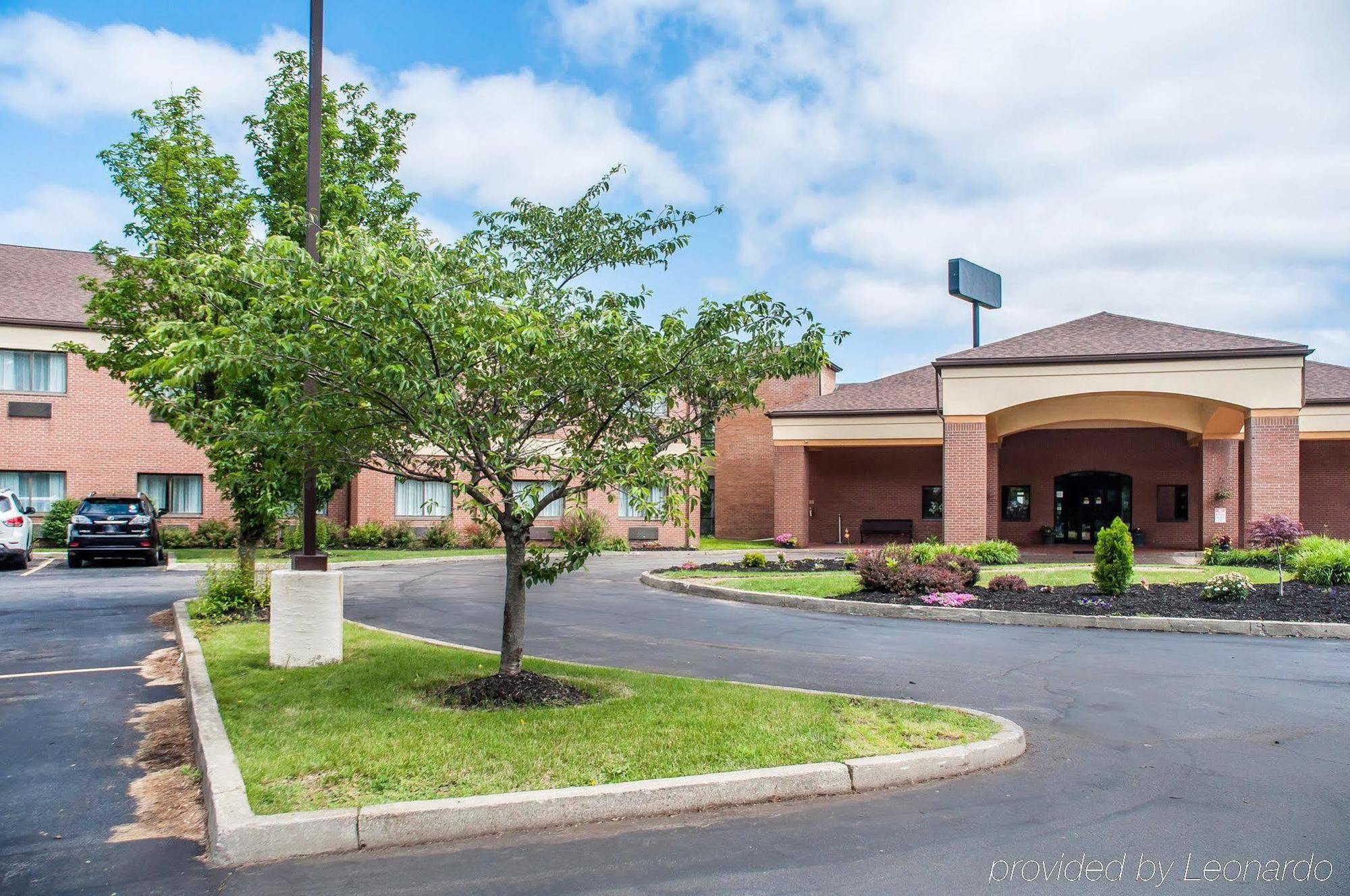 Extended Stay America Suites - Buffalo - Airport Cheektowaga Bagian luar foto