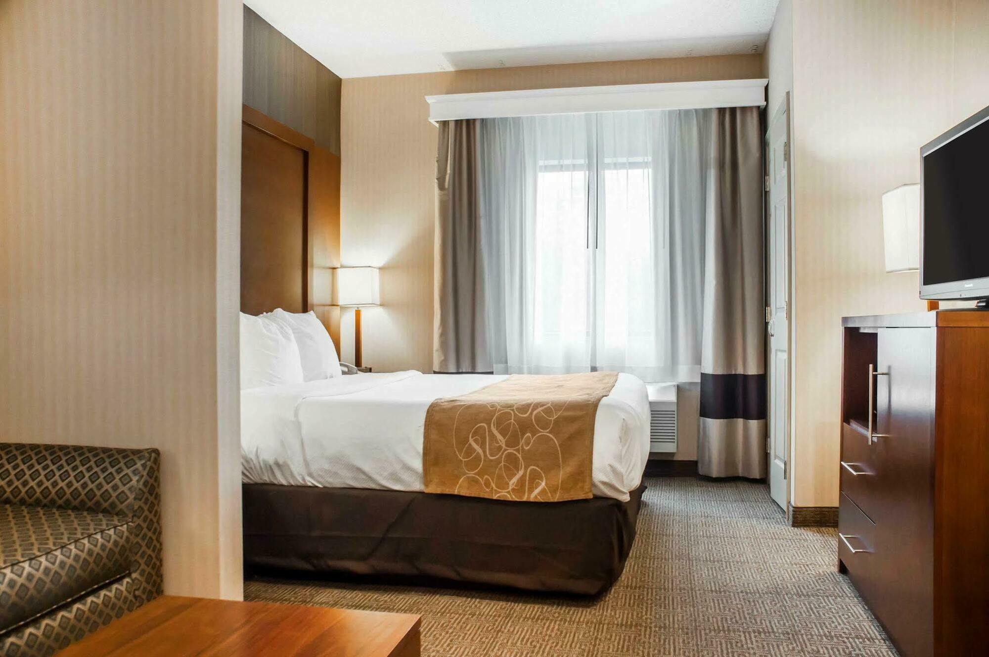 Extended Stay America Suites - Buffalo - Airport Cheektowaga Bagian luar foto